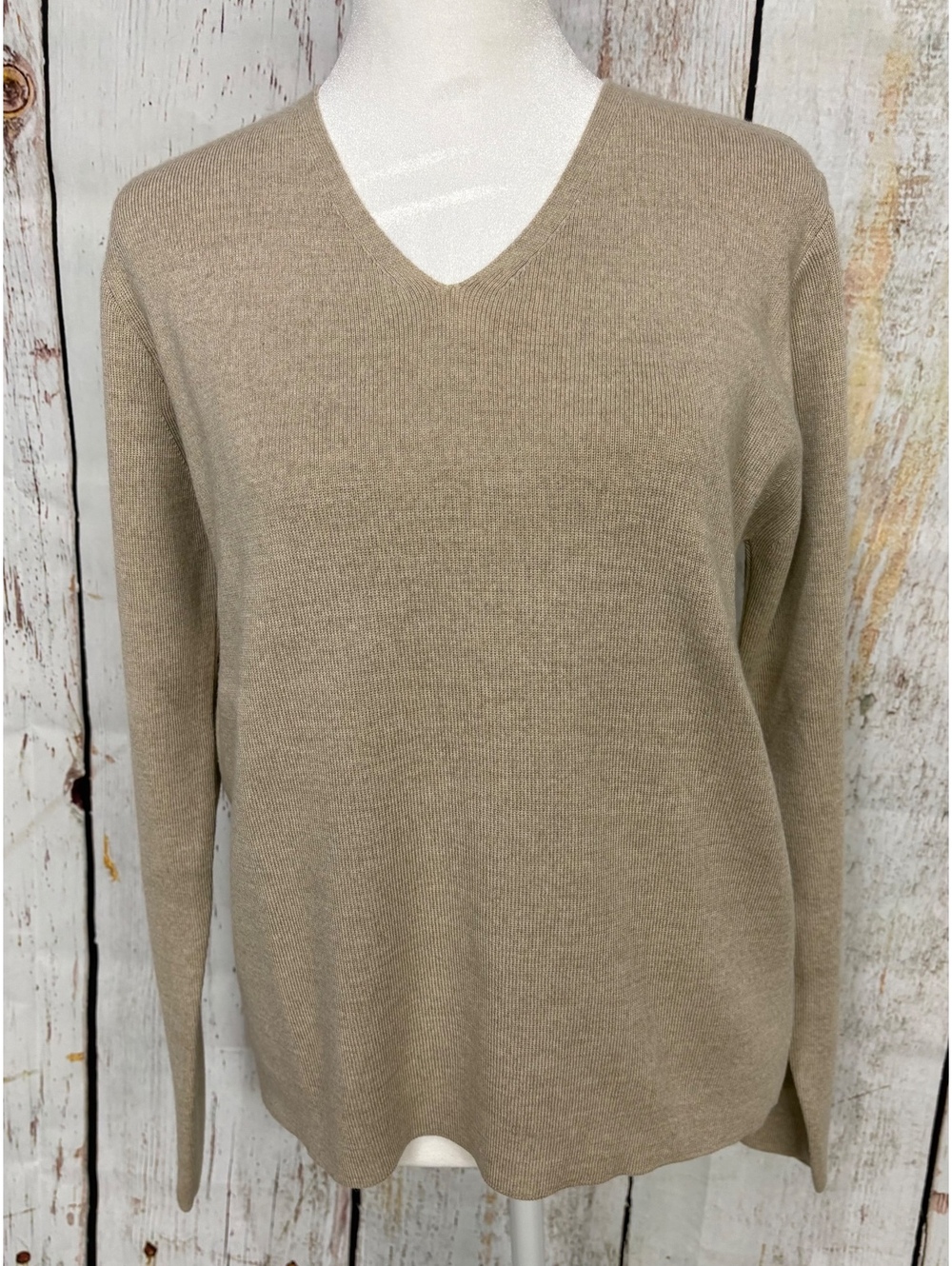 Silvia Novelli Women's Oatmeal Tan Merino Wool Blend V-Neck Sweater Size M